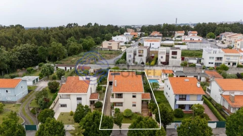 Moradia T5 para Venda em Gulpilhares e Valadares