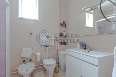 Moradia T5 para Venda em Gulpilhares e Valadares