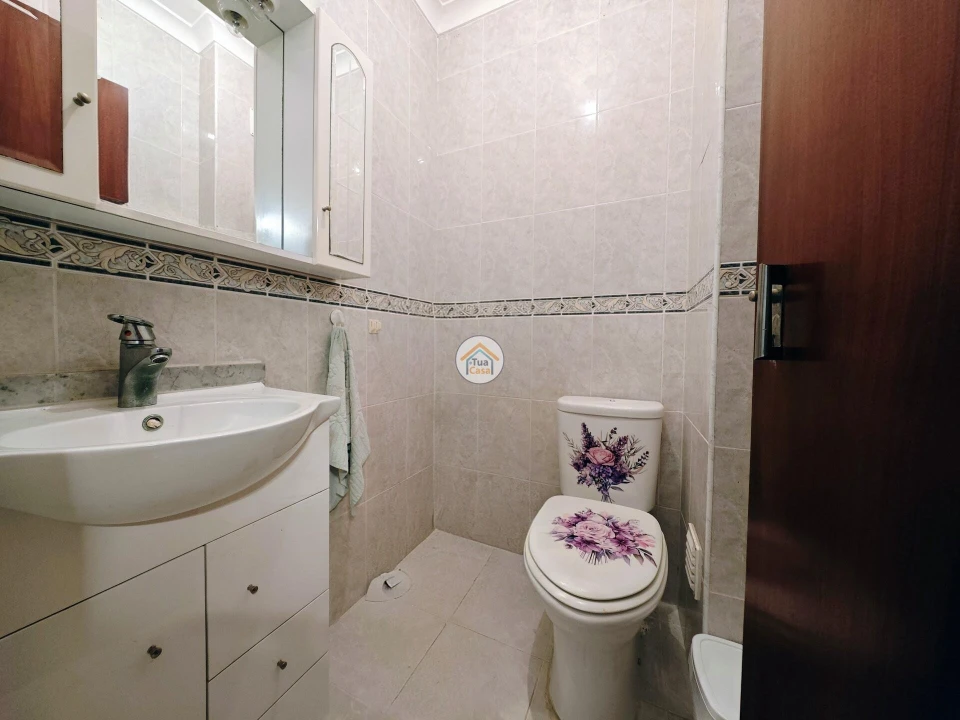 Apartamento T3 para Venda em Olhão Foto 21