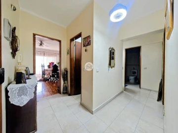 Apartamento T3 para Venda em Olhão