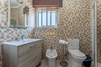 Moradia T3 para Venda em Aveiras de Cima