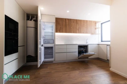 Apartamento T2 para Arrendamento em Azurem