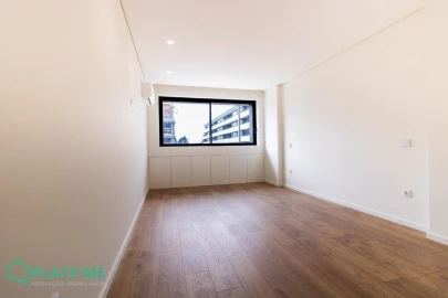 Apartamento T2 para Arrendamento em Azurem