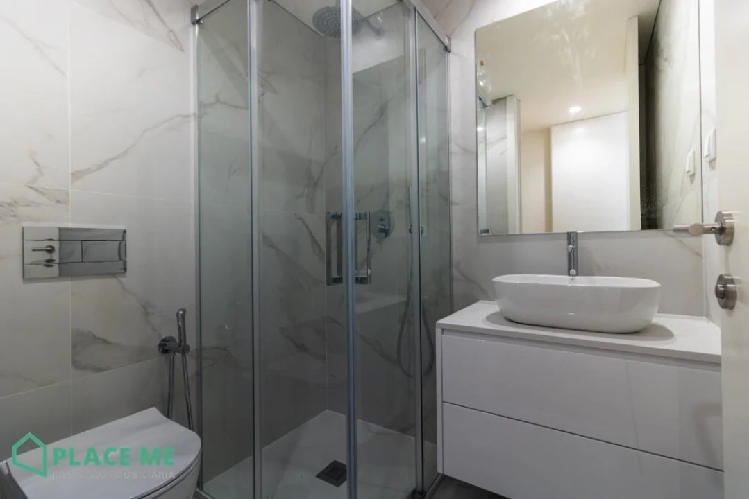 Apartamento T2 para Arrendamento em Azurem Foto 8