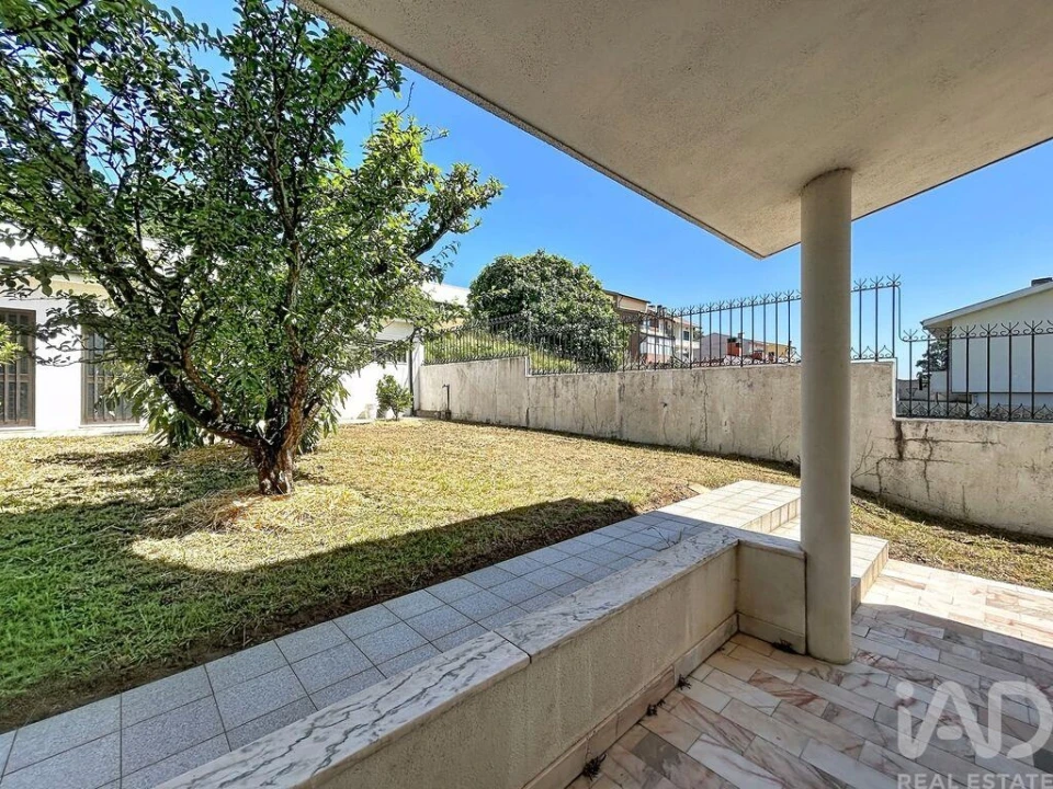 Moradia T3 para Venda em Fânzeres e São Pedro da Cova Foto 34