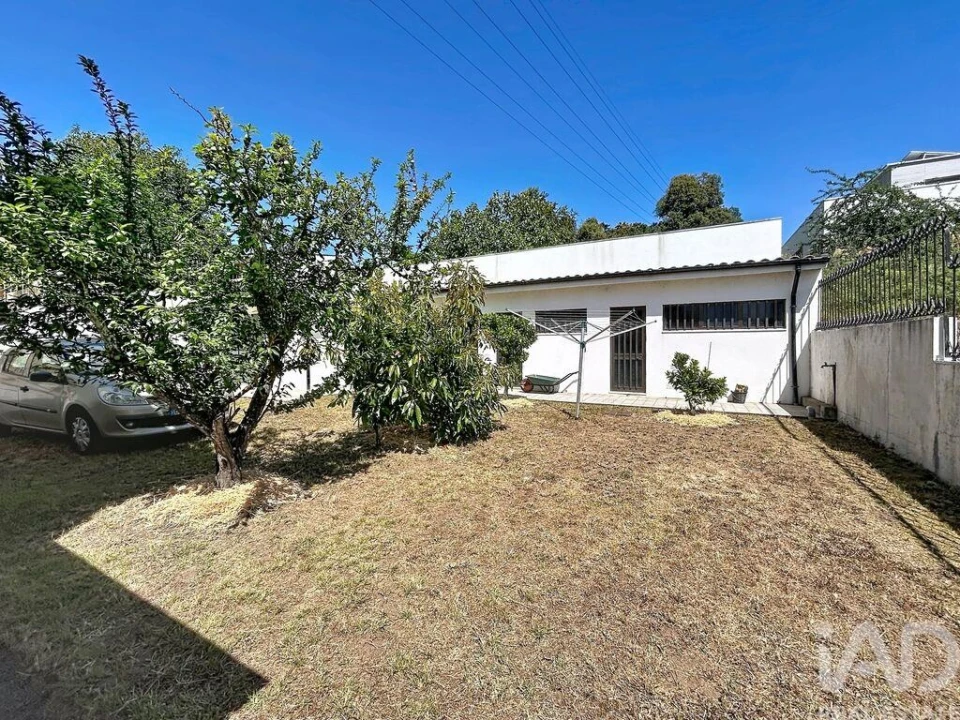 Moradia T3 para Venda em Fânzeres e São Pedro da Cova Foto 36