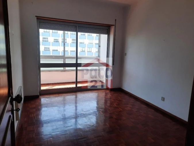 Apartamento T2 para Venda em Oeiras e São Julião da Barra, Paço de Arcos e Caxias Foto 4