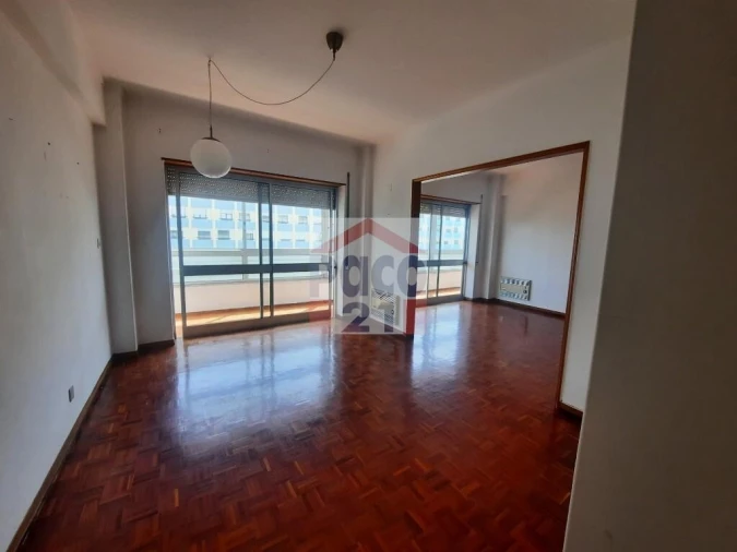 Apartamento T2 para Venda em Oeiras e São Julião da Barra, Paço de Arcos e Caxias Foto 2
