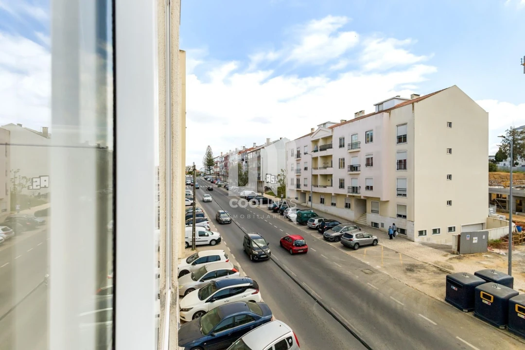 Apartamento T2 para Venda em Seixal, Arrentela e Aldeia de Paio Pires Foto 23
