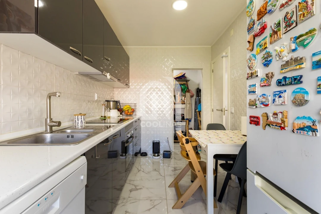 Apartamento T2 para Venda em Seixal, Arrentela e Aldeia de Paio Pires Foto 8