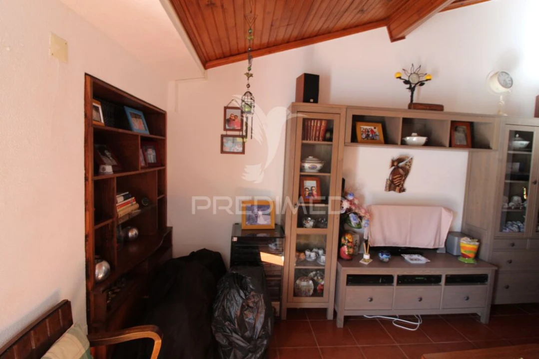 Moradia T2 para Venda em Vimieiro Foto 3