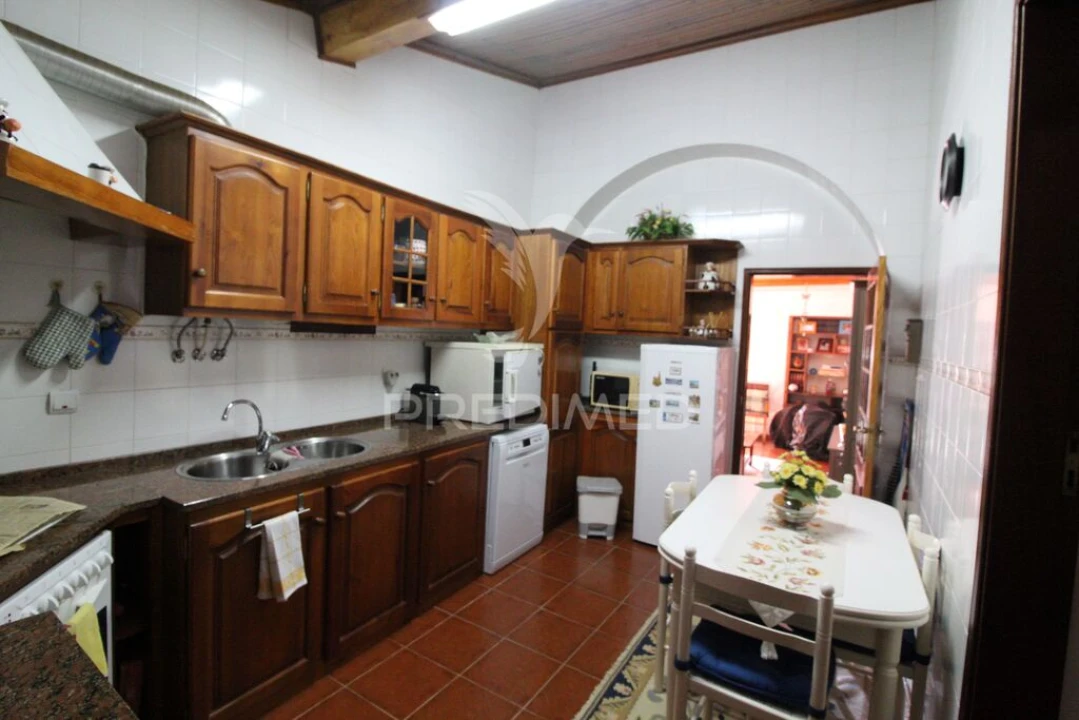 Moradia T2 para Venda em Vimieiro Foto 5