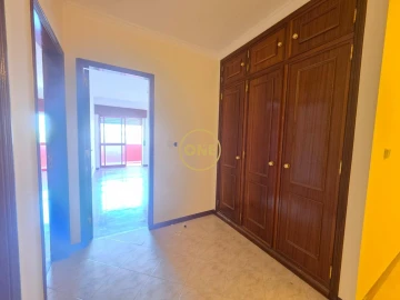 Apartamento T2 para Venda em Algueirão-Mem Martins