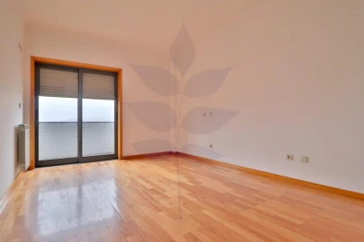 Apartamento T3 para Venda em Gualtar