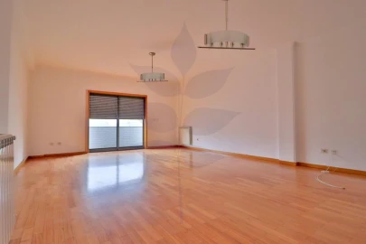 Apartamento T3 para Venda em Gualtar