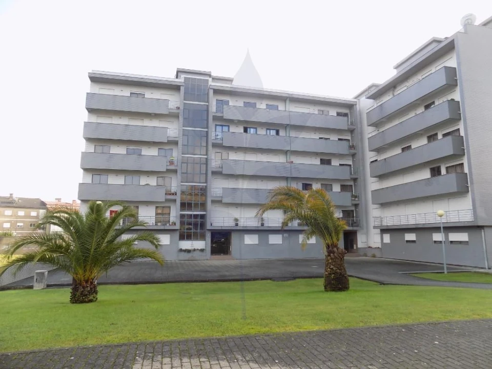 Apartamento T3 para Venda em Gualtar Foto 7