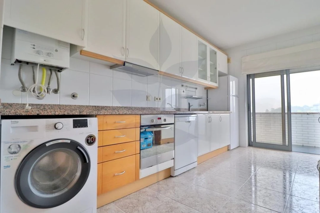 Apartamento T3 para Venda em Gualtar Foto 1