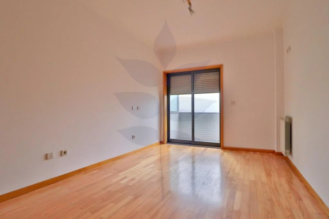 Apartamento T3 para Venda em Gualtar Foto 15
