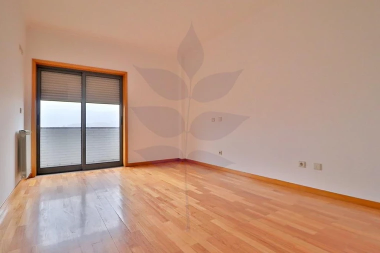 Apartamento T3 para Venda em Gualtar Foto 18