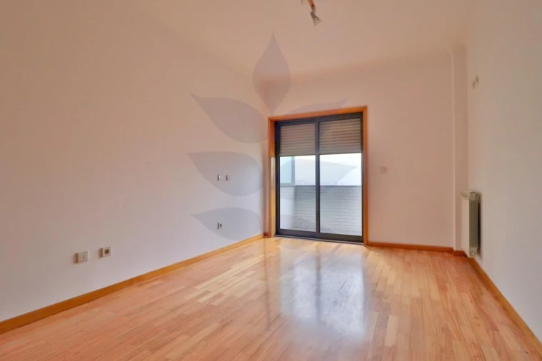 Apartamento T3 para Venda em Gualtar Foto 15