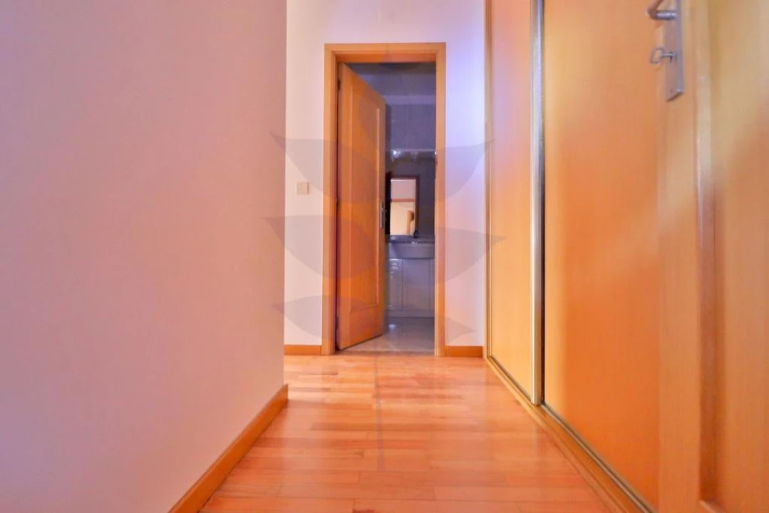 Apartamento T3 para Venda em Gualtar Foto 9