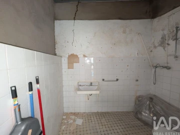 Moradia T2 para Venda em Loule (São Sebastião)