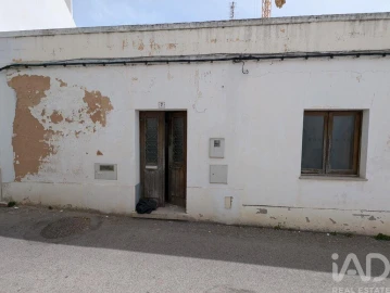 Moradia T2 para Venda em Loule (São Sebastião)