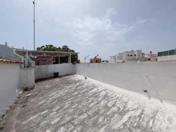 Moradia T2 para Venda em Loule (São Sebastião)