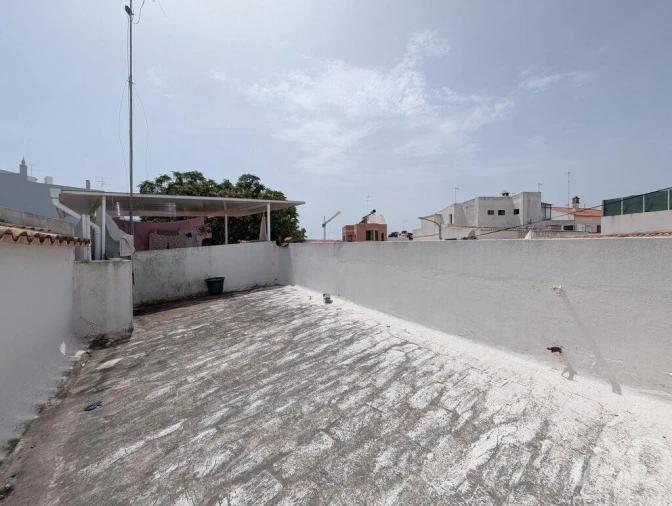 Moradia T2 para Venda em Loule (São Sebastião) Foto 21