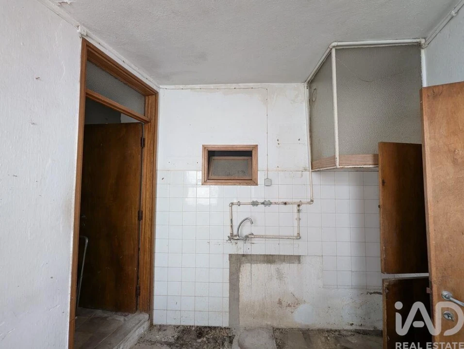 Moradia T2 para Venda em Loule (São Sebastião) Foto 12