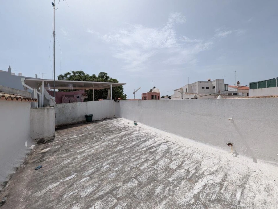 Moradia T2 para Venda em Loule (São Sebastião) Foto 21