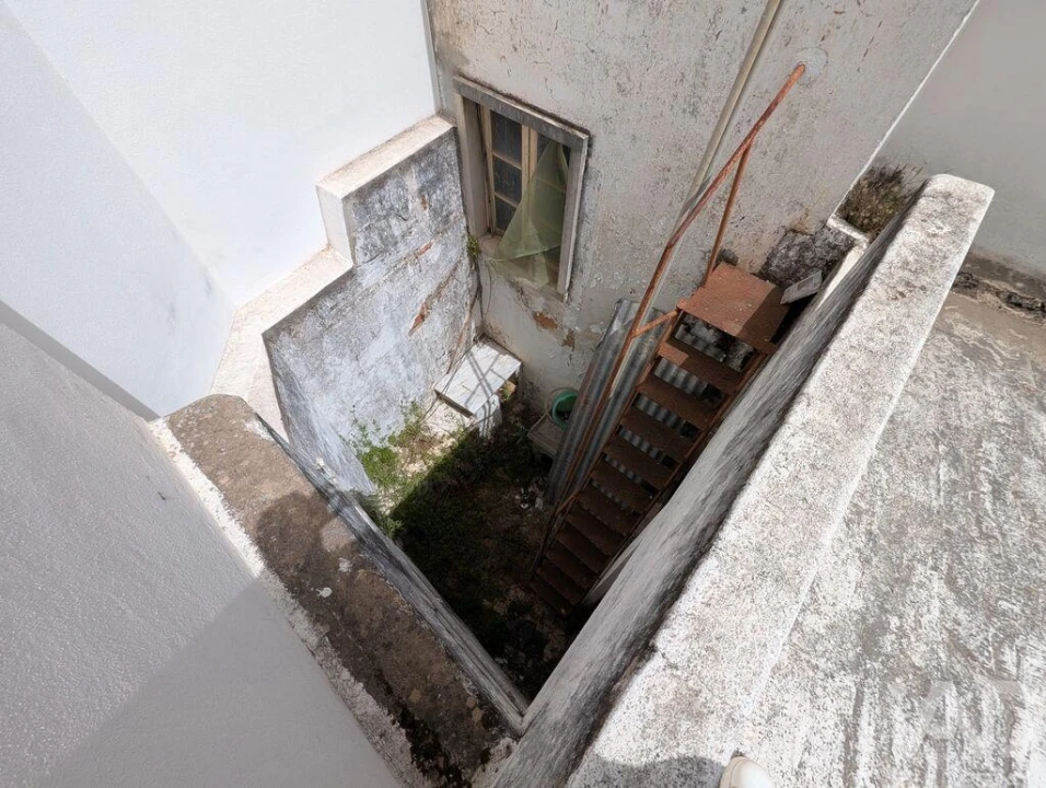 Moradia T2 para Venda em Loule (São Sebastião) Foto 14