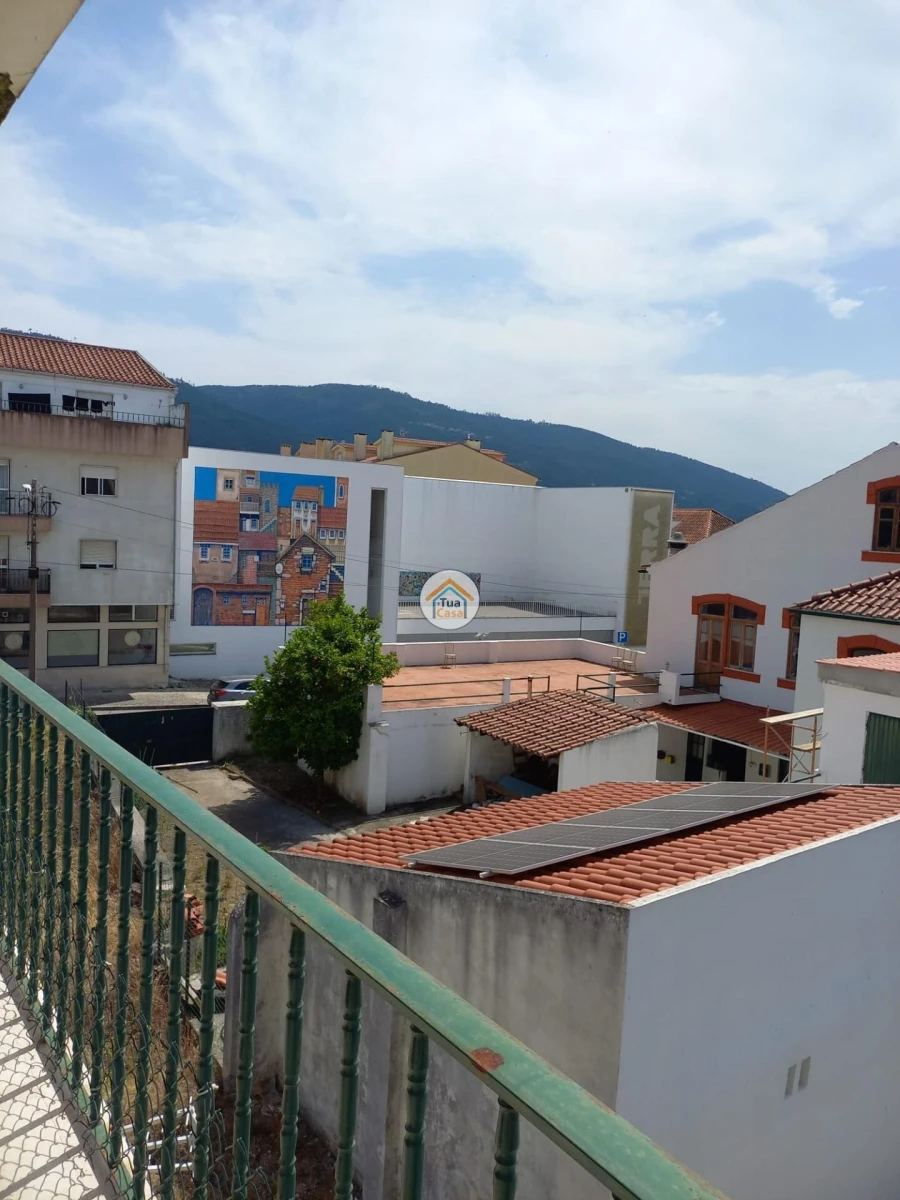 Apartamento T2 para Venda em Lousã e Vilarinho Foto 3