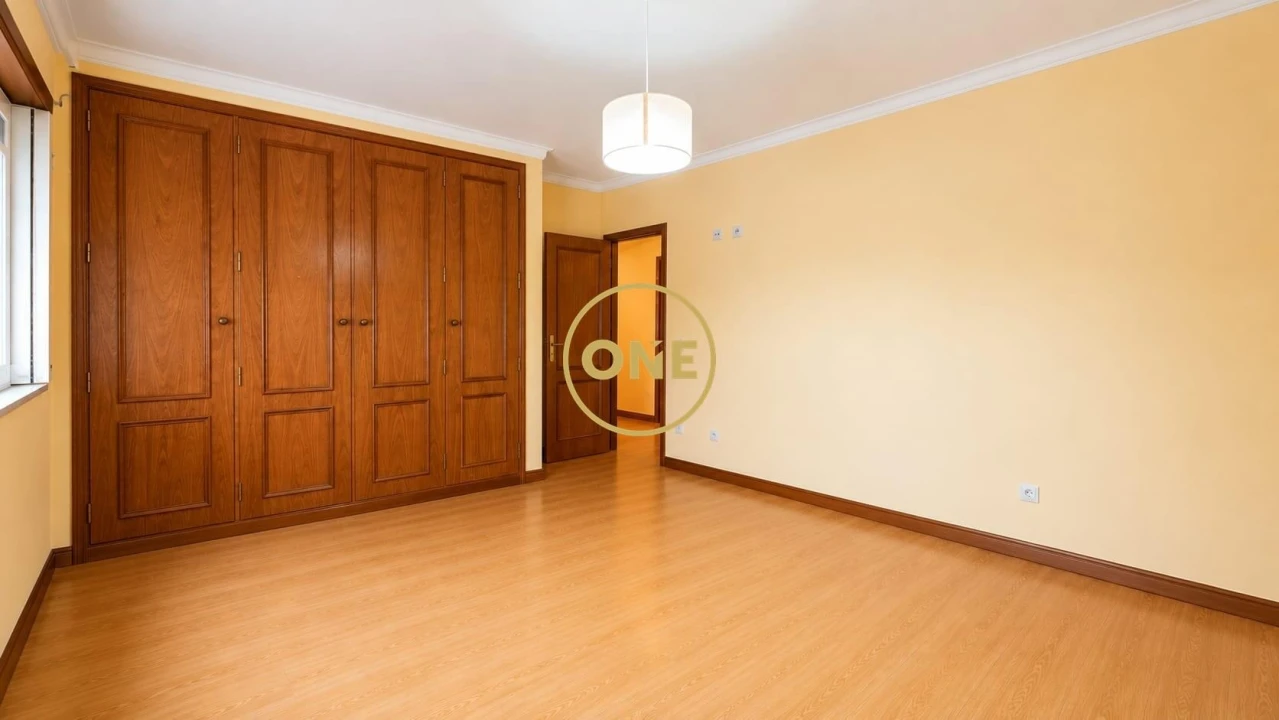 Moradia T4 para Venda em Golegã Foto 12