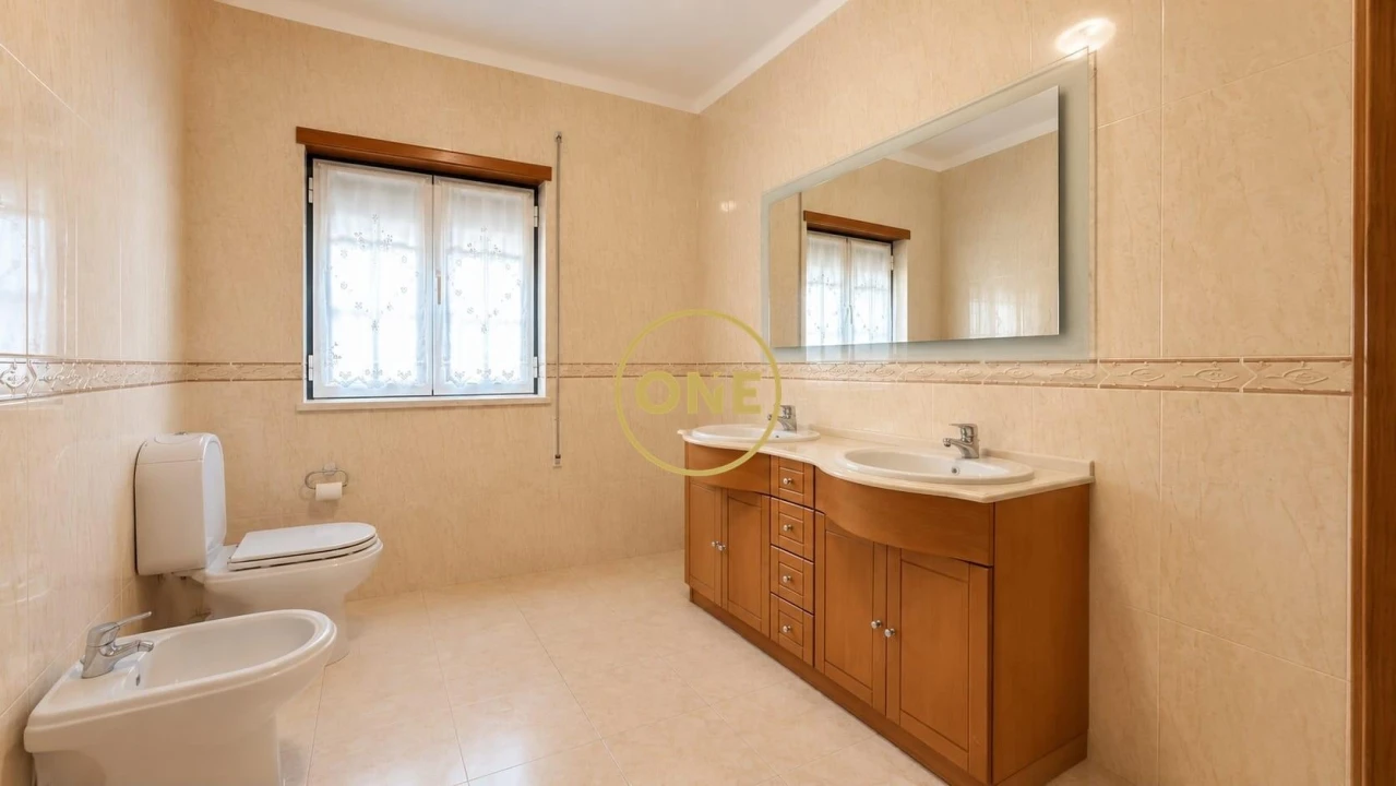 Moradia T4 para Venda em Golegã Foto 36