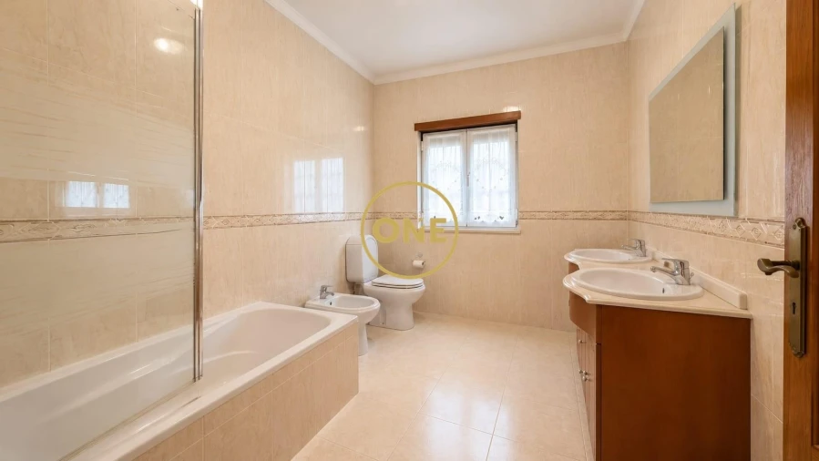 Moradia T4 para Venda em Golegã Foto 37