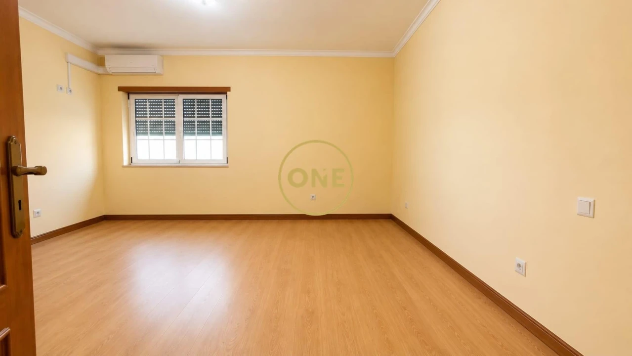 Moradia T4 para Venda em Golegã Foto 10