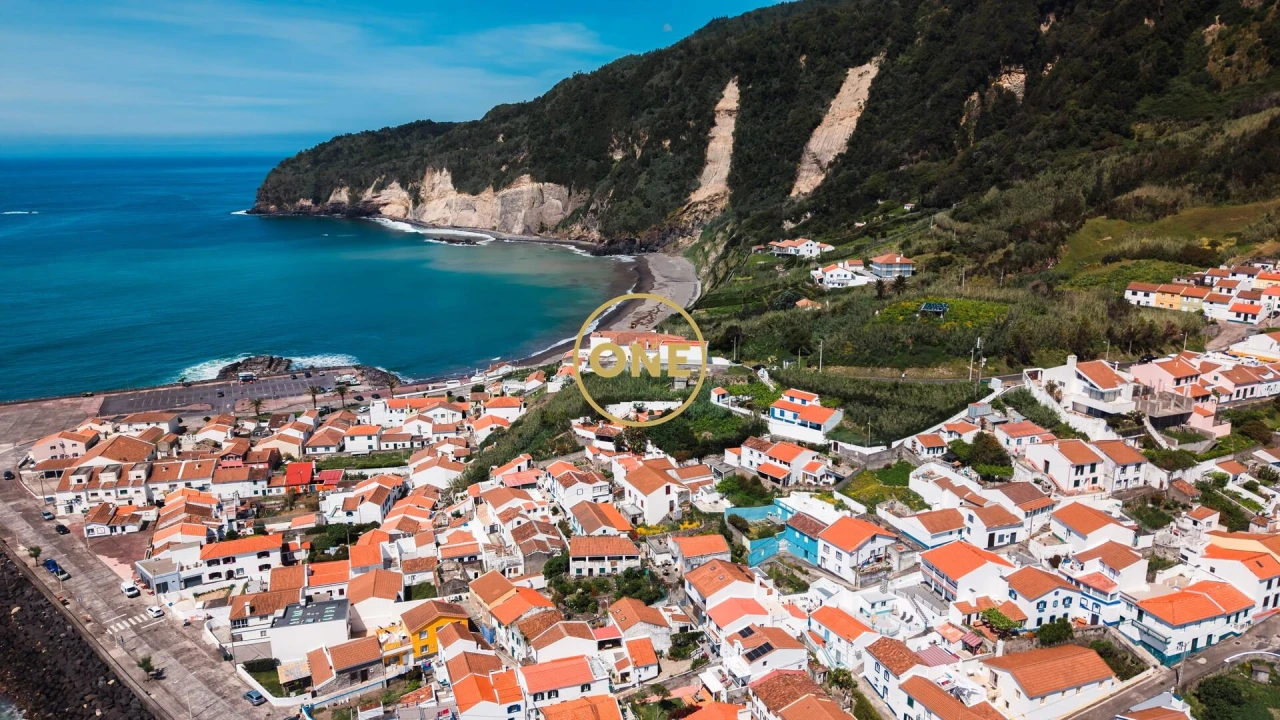 Moradia T3 para Venda em Ribeira Quente Foto 22