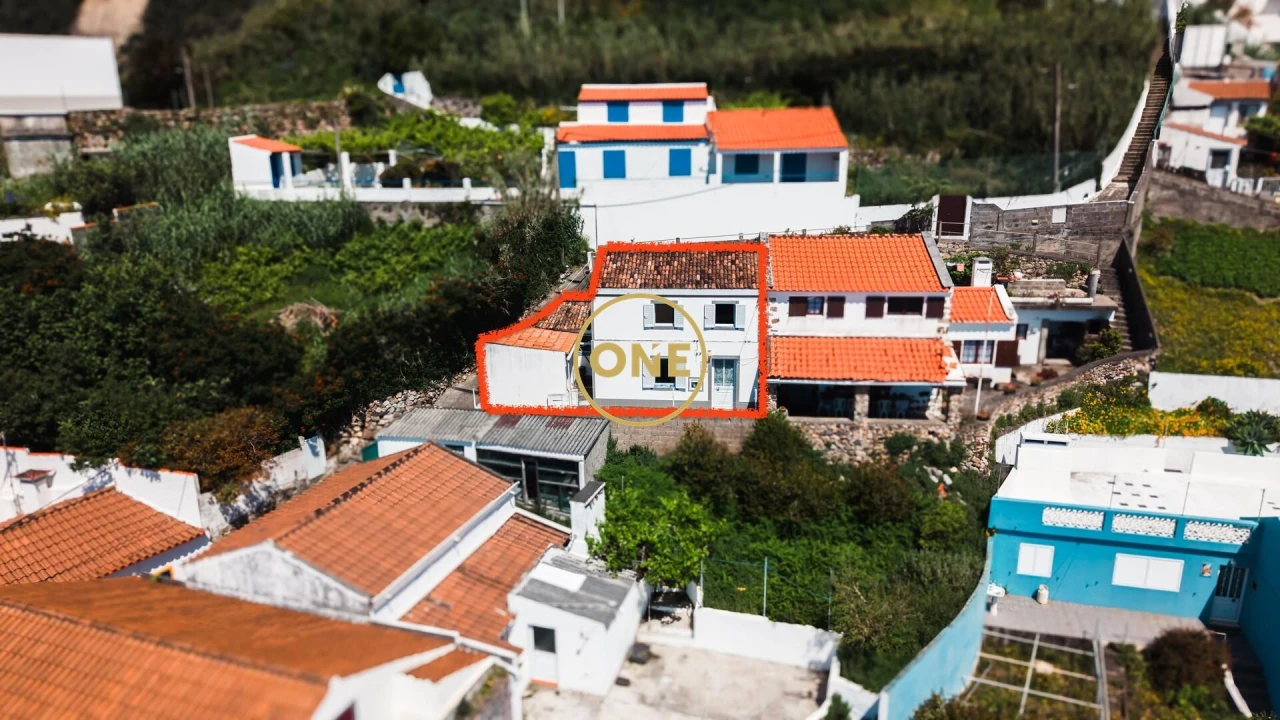 Moradia T3 para Venda em Ribeira Quente Foto 1