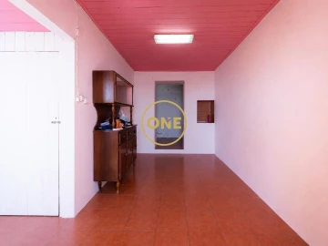 Moradia T3 para Venda em Ribeira Quente