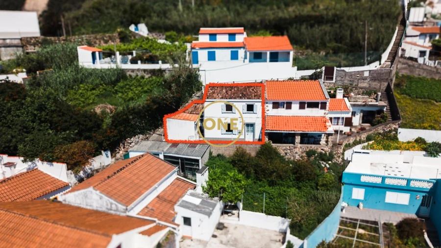 Moradia T3 para Venda em Ribeira Quente