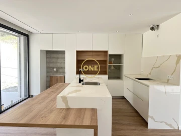 Moradia T3 para Venda em Laundos