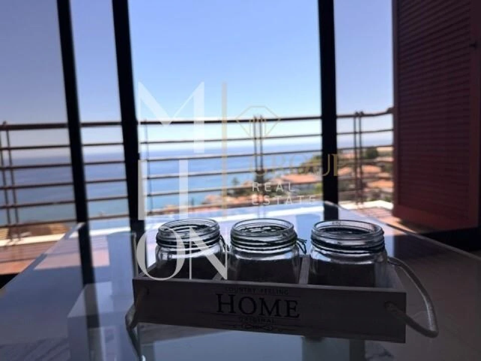 Apartamento T2 para Venda em São Martinho Foto 4