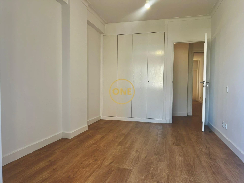 Apartamento T3 para Venda em São Domingos de Benfica Foto 12