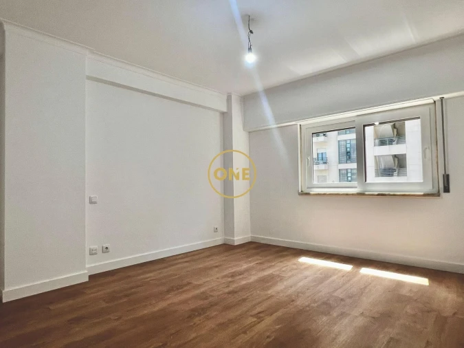 Apartamento T3 para Venda em São Domingos de Benfica Foto 11