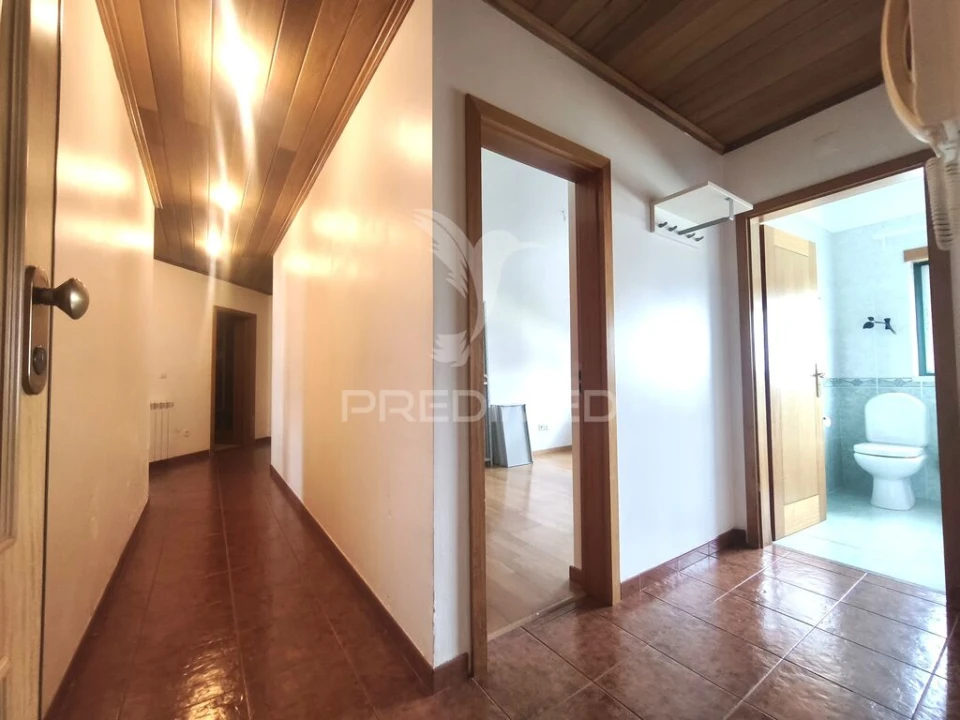 Apartamento T3 para Venda em Vila Nova da Barquinha Foto 4