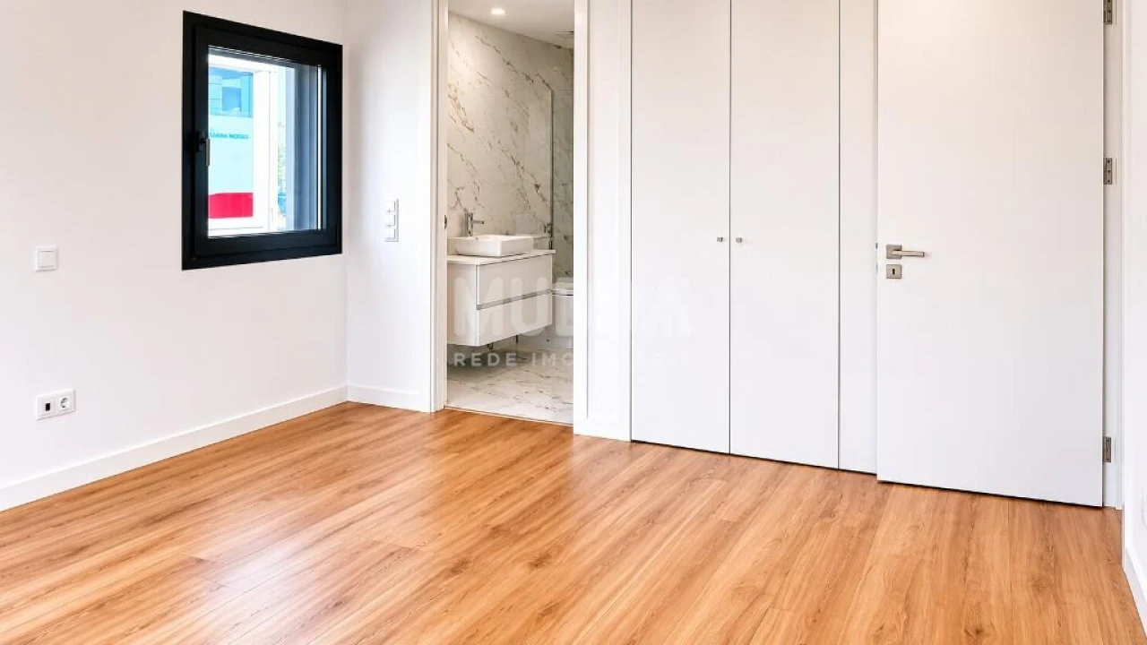 Apartamento T2 para Venda em Santa Maria da Feira, Travanca, Sanfins e Espargo Foto 4