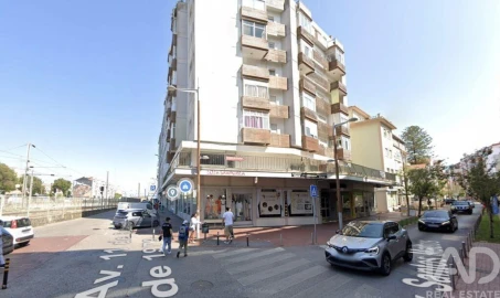 Apartamento T1 para Venda em Venteira