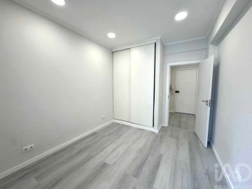 Apartamento T1 para Venda em Venteira