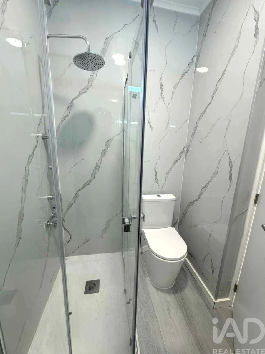 Apartamento T1 para Venda em Venteira Foto 17
